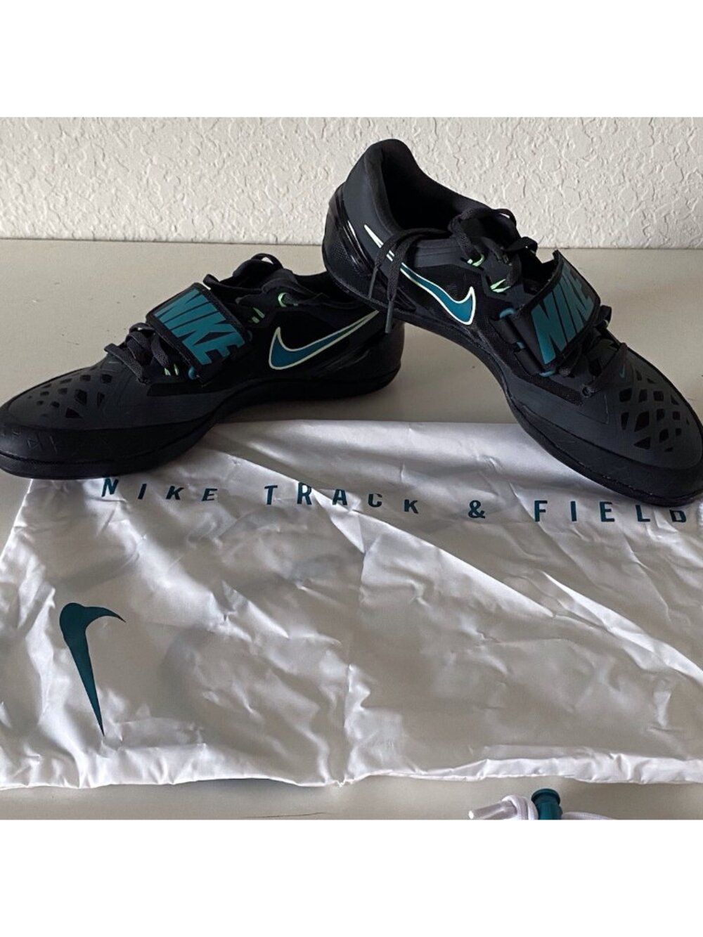 Nike Throwing Shoes Zoom Rotational 6 Track Field FZ9606-001 Men’s Sz 9 W/Bag